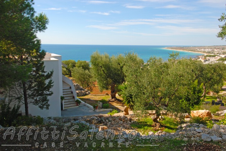 Foto principale Villa indipendente con vista sulla spiaggia a Torre Vado